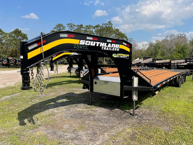 New 8.5x32 Southland Flatbed Gooseneck Trailer